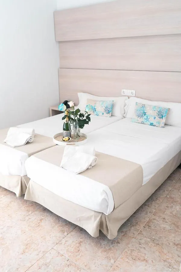 Coral Beach House & Food (Adults Only) Playa de Palma  2*, Playa de Palma (Mallorca) Spanien